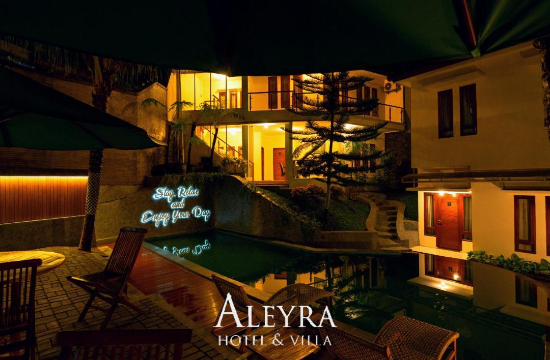 Aleyra Hotel And Villa'S Garut Exteriér fotografie
